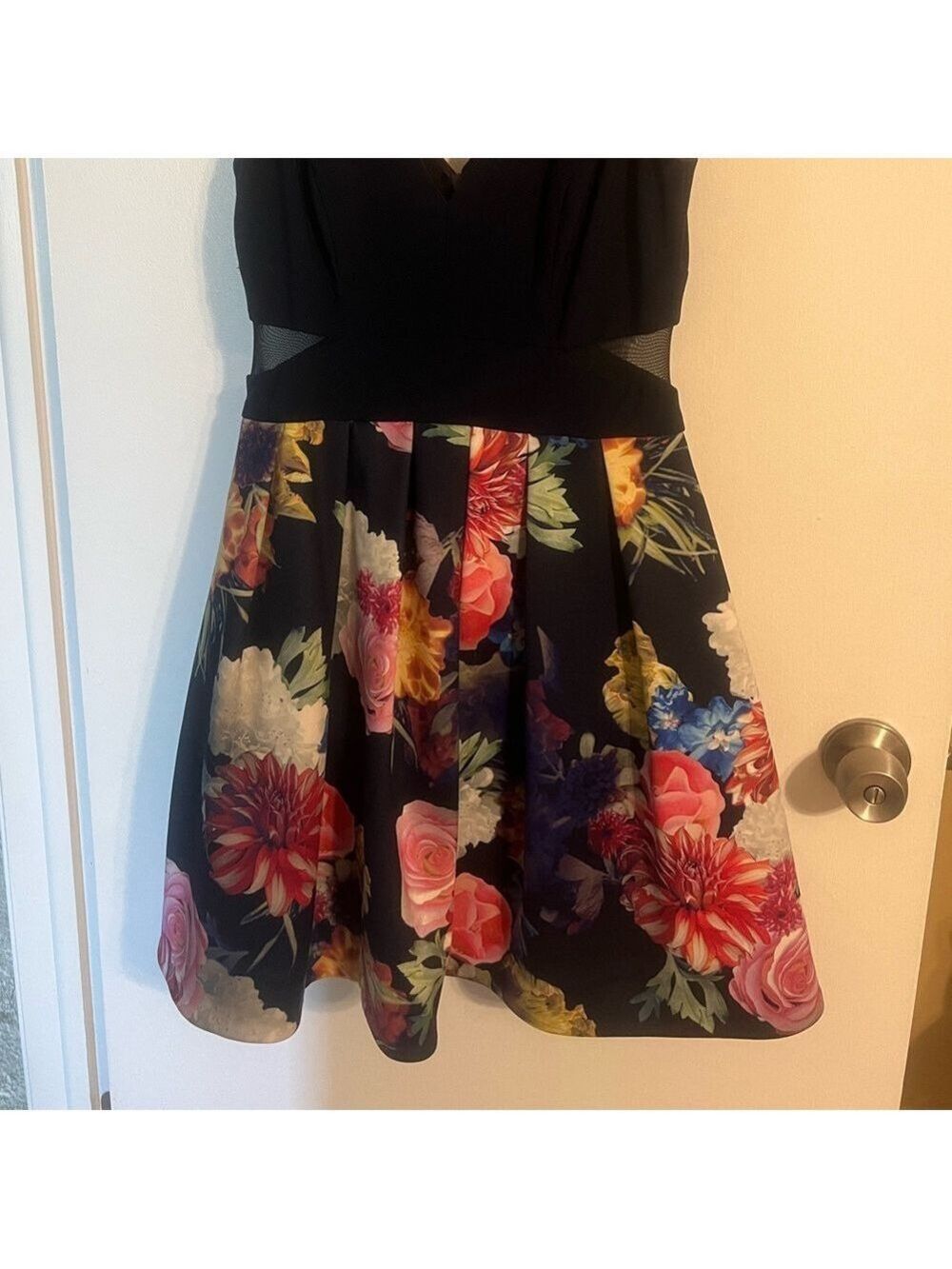 Xscape Navy Blue and Floral Dress Size 8 - Picture 8 of 8